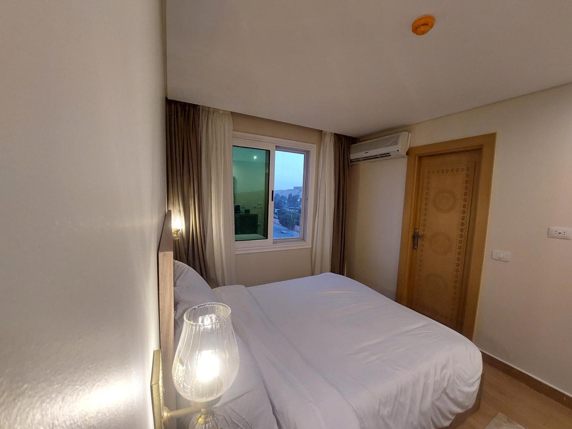 Doudou Pyramids View Hotel Kafrat al Jabal Экстерьер фото