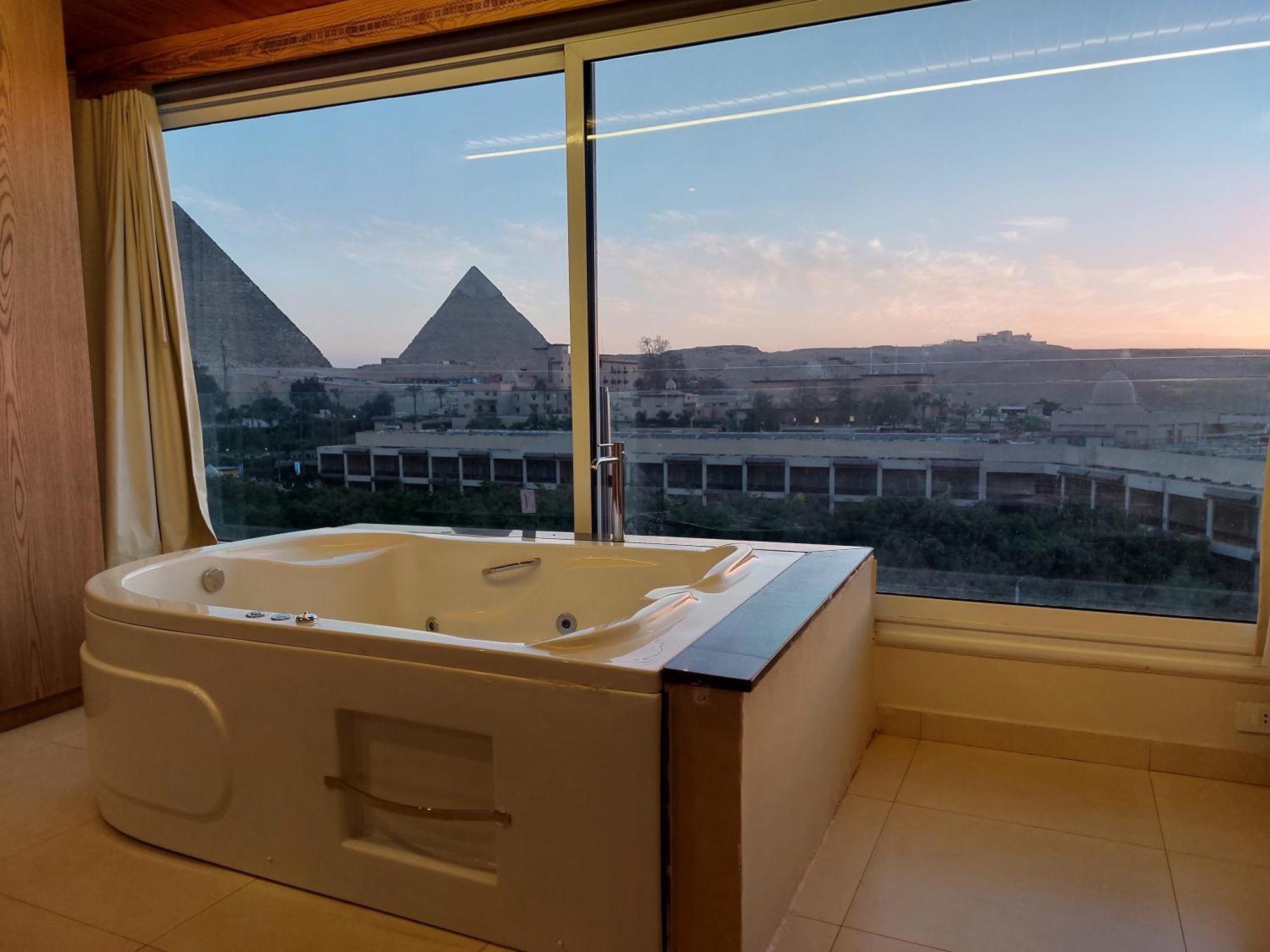 Doudou Pyramids View Hotel Kafrat al Jabal Экстерьер фото