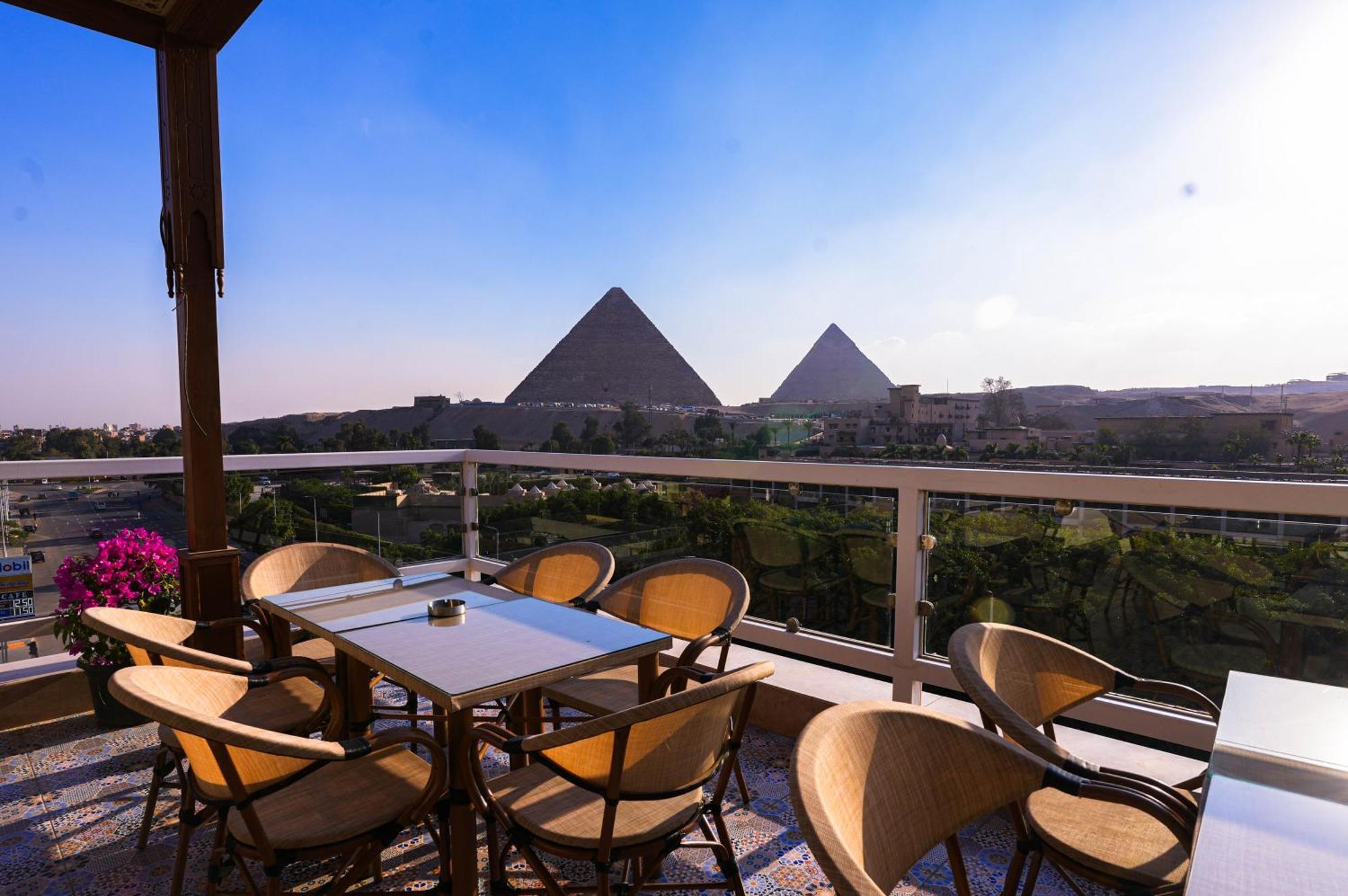 Doudou Pyramids View Hotel Kafrat al Jabal Экстерьер фото