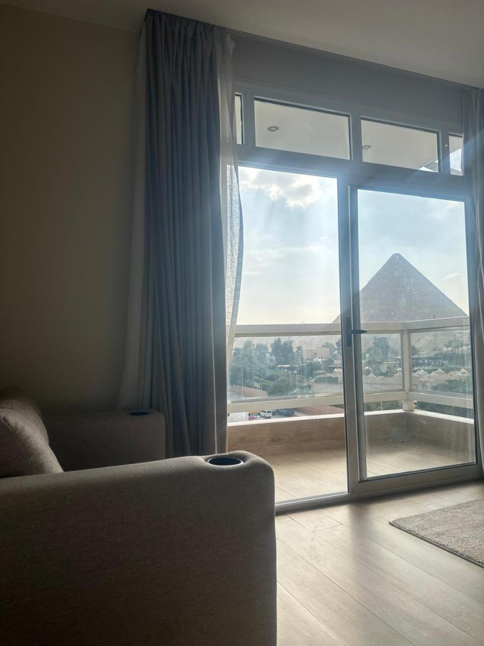 Doudou Pyramids View Hotel Kafrat al Jabal Экстерьер фото