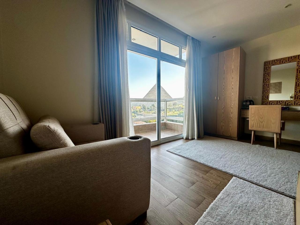 Doudou Pyramids View Hotel Kafrat al Jabal Экстерьер фото