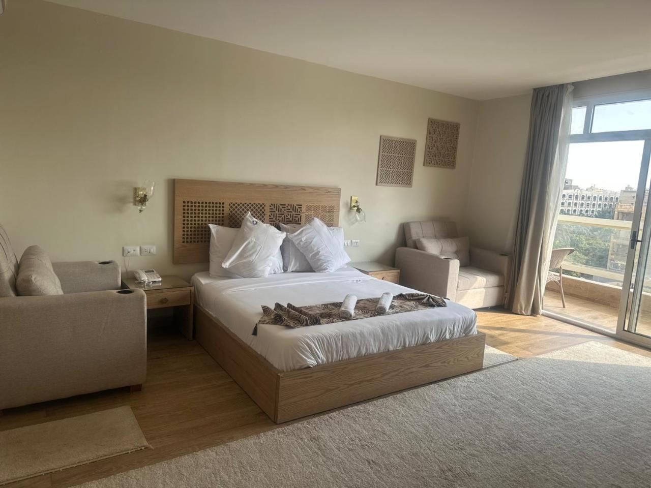 Doudou Pyramids View Hotel Kafrat al Jabal Экстерьер фото