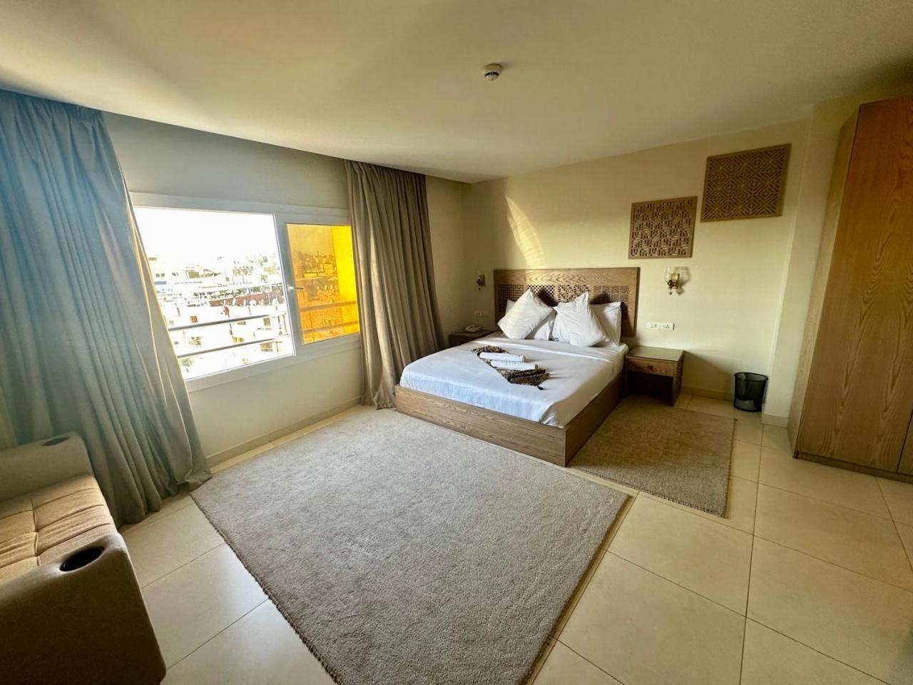 Doudou Pyramids View Hotel Kafrat al Jabal Экстерьер фото